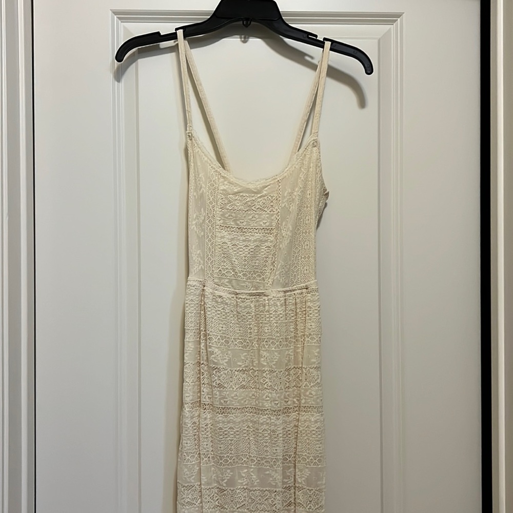 Hollister Cream Maxi Dress
